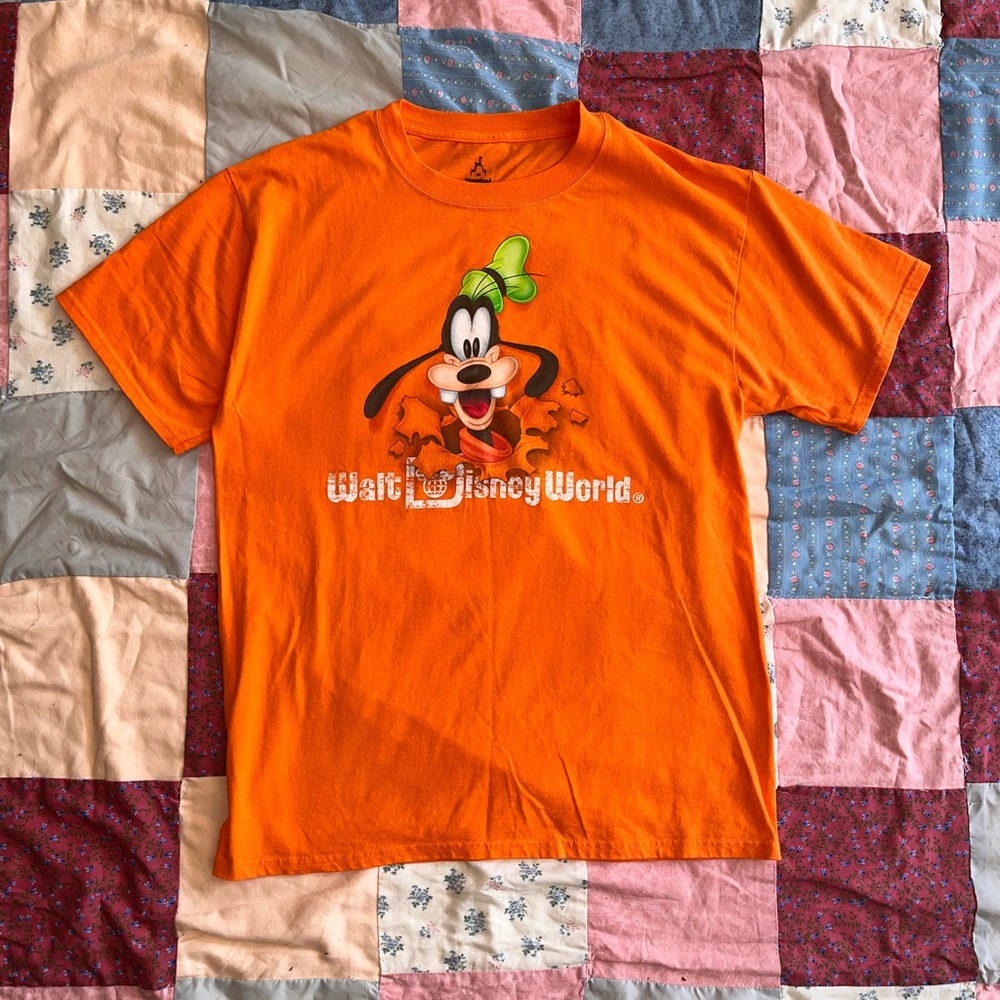 Goofy tshirt